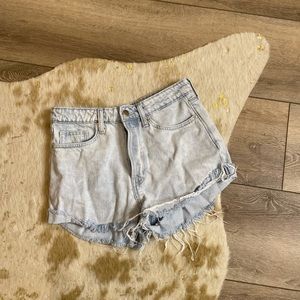 H&M defrayed button fly high rise jean shorts